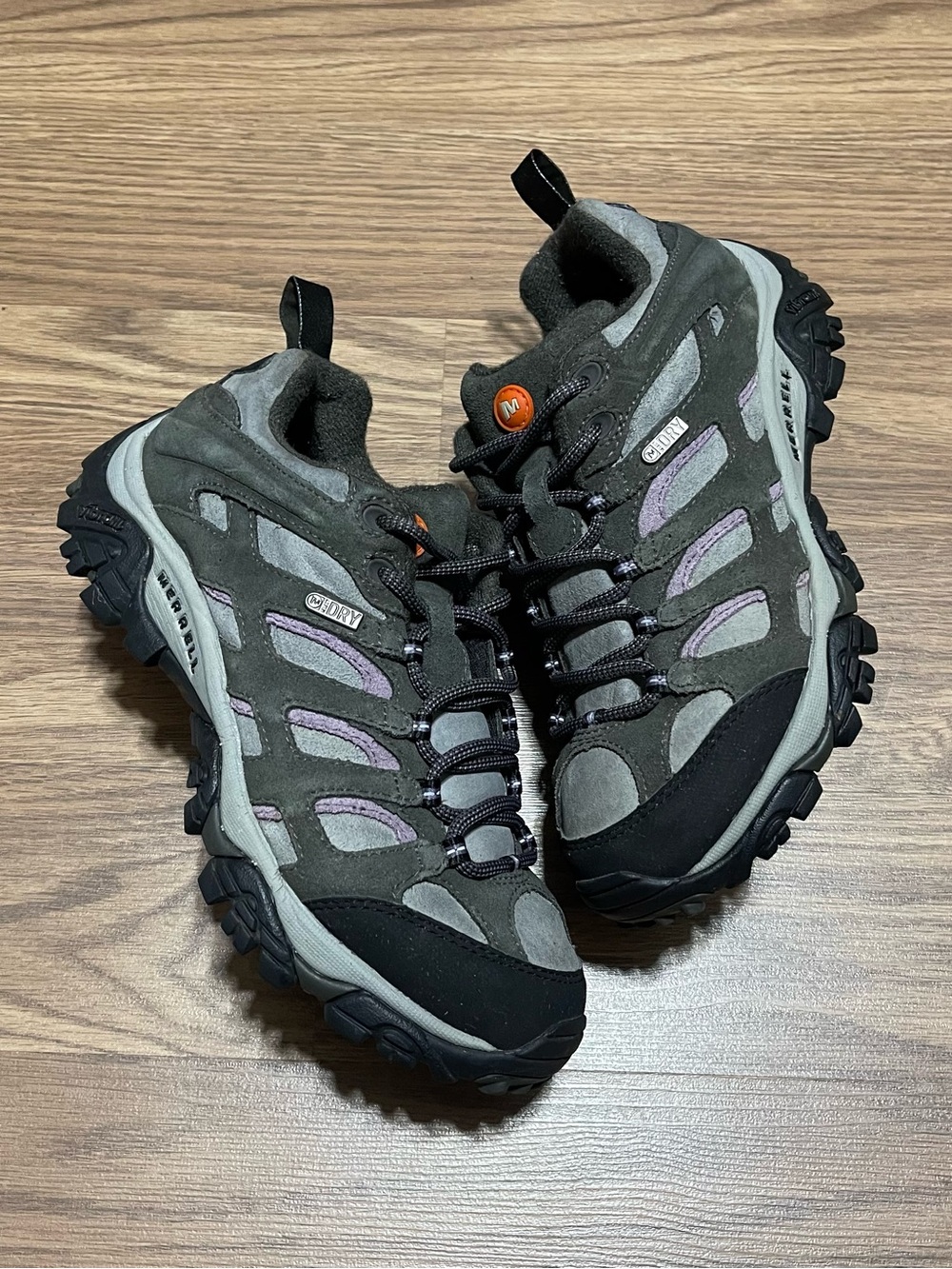 Merrell Moab Ventilator Hiking Shoes Womens 7 Beluga Lilac J87336 Vibram black